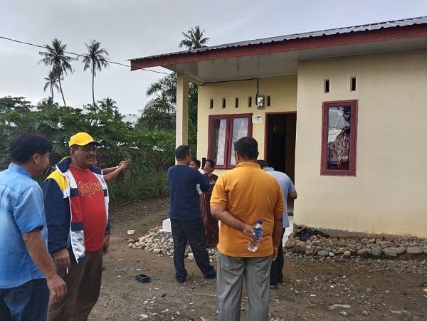 Ali Basrah Pastikan Warga Batak di Agara Terima Bantuan Rumah Layak Huni