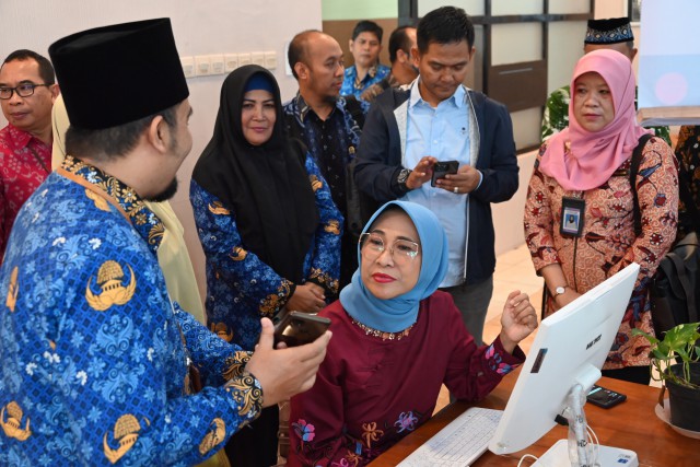 Hetifah Apresiasi Program Pengembangan Literasi di Perpusda Banyuwangi