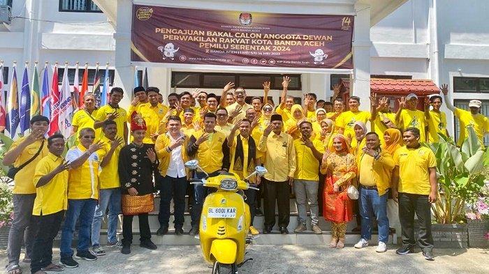 Sabri Badruddin Daftarkan 30 Bacaleg Partai Golkar Banda Aceh, Didominasi Generasi Milenial