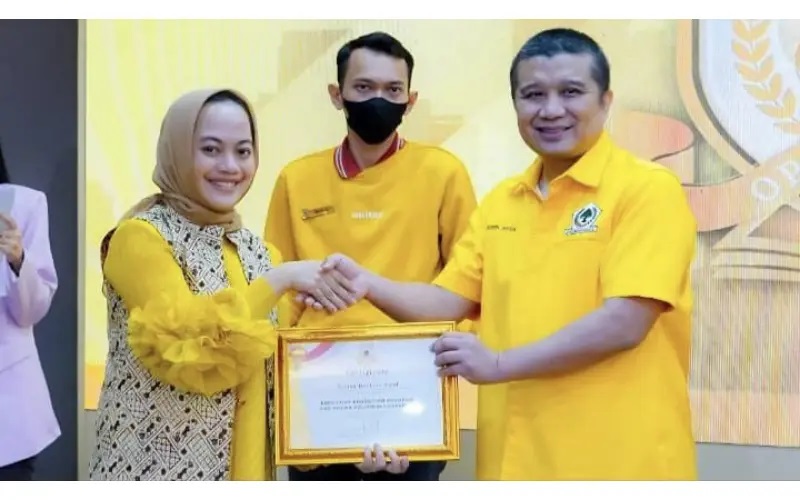 Siap Rebut 1 Kursi DPRD Sulut, Kader Golkar Milenial Azrina Hartina Awal Maju Caleg Partai Golkar Dapil Kota Manado