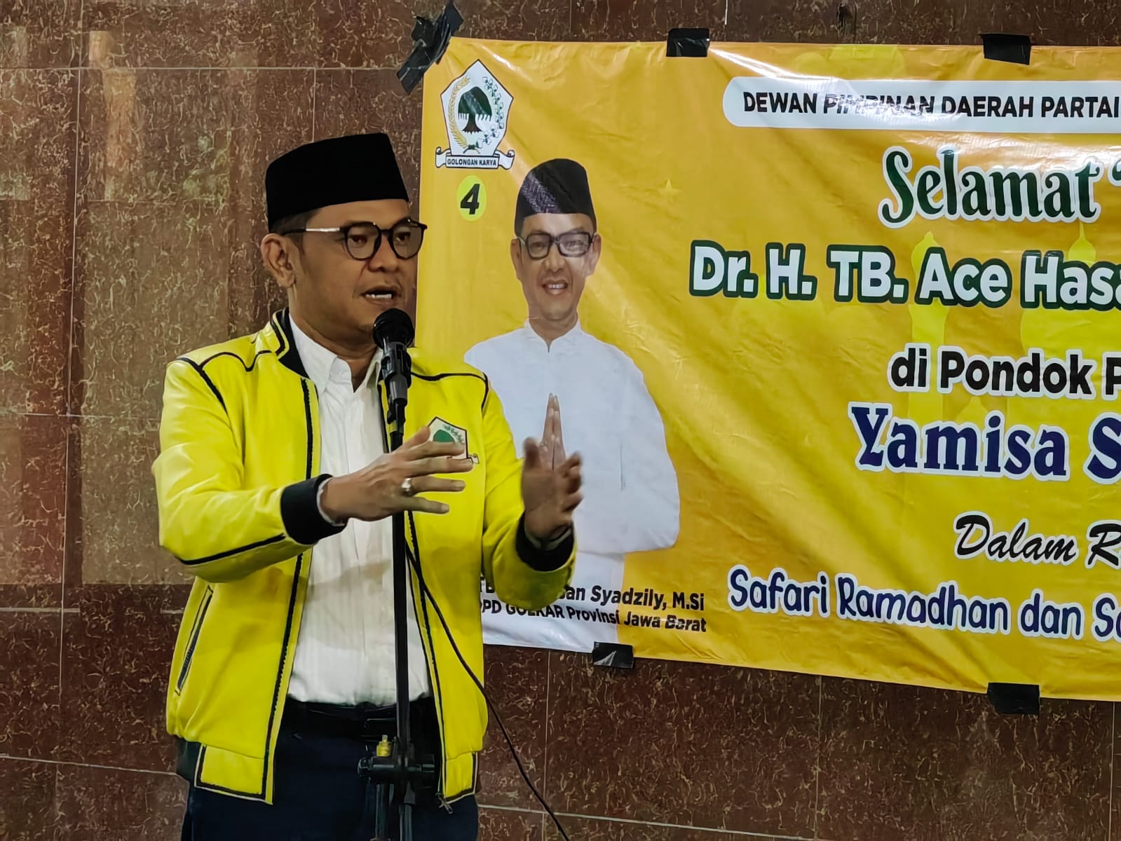 Safari Ramadhan ke Ponpes Yamisa, Ace Hasan: Partai Golkar Besar di Jabar Berkat Dukungan Ulama