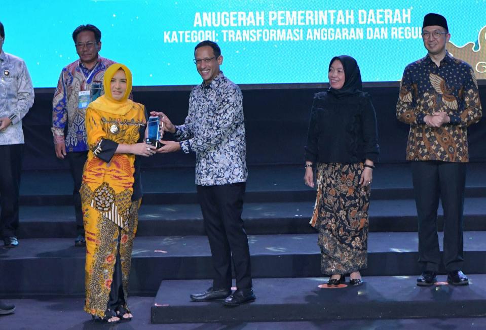 Bupati Fadia Arafiq Sukses Bawa Pemkab Pekalongan Raih Penghargaan Anugerah Merdeka Belajar