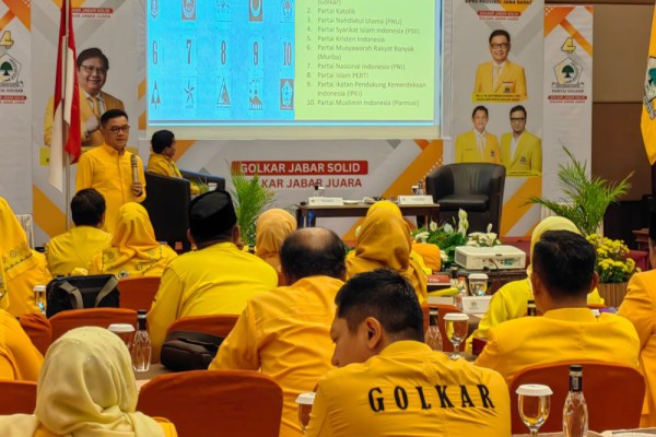 Ulang Sejarah Kemenangan, Kader Partai Golkar Wajib Solid di Pemilu 2024