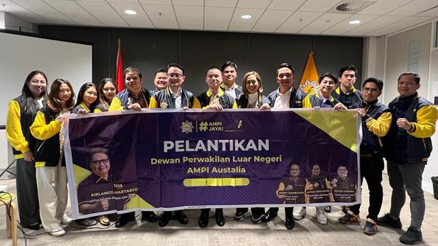 Siap Menangkan Partai Golkar dan Airlangga Hartarto, Jerry Sambuaga Lantik DPLN AMPI di Australia