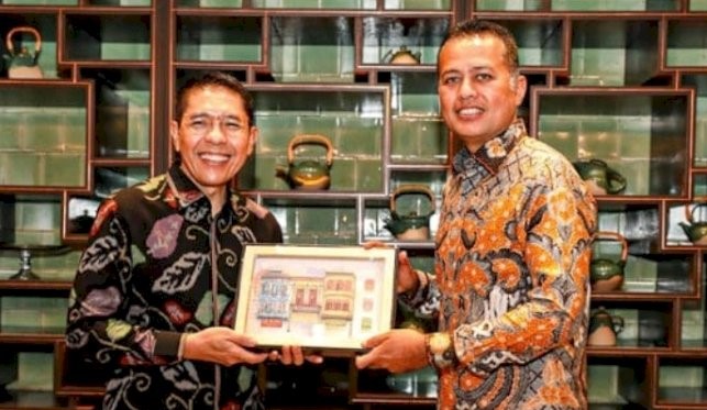 Wagubsu Musa Rajekshah Jajaki Kerjasama Sektor Pendidikan Dengan Menteri Singapura