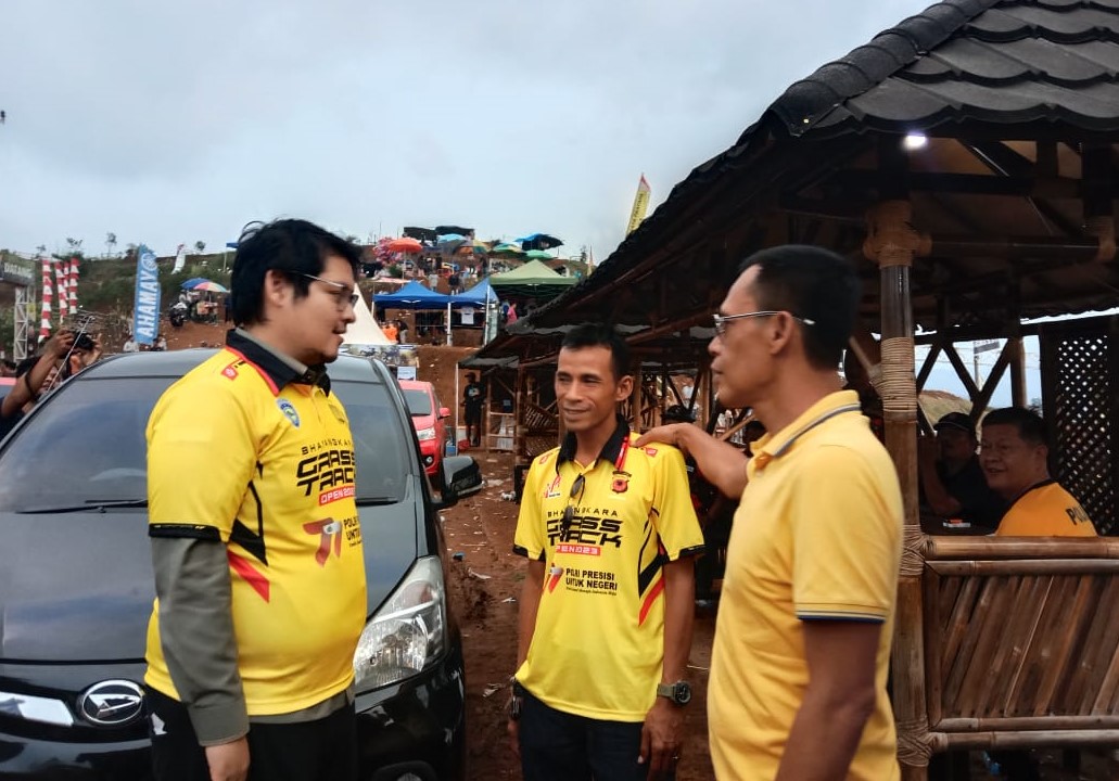 Hadir di Grasstrack Bhayangkara Open 2023, Ravindra Airlangga Puji Figur Jaro Ade