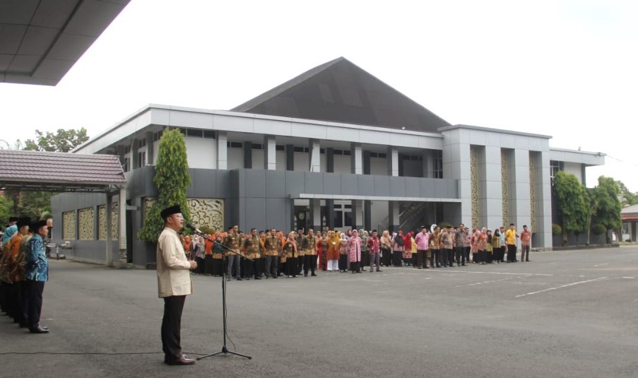 Jelang Penghapusan, Gubernur Rohidin Mersyah Pastikan Tak Ada Hak Tenaga Honorer Bengkulu Yang Terzalimi