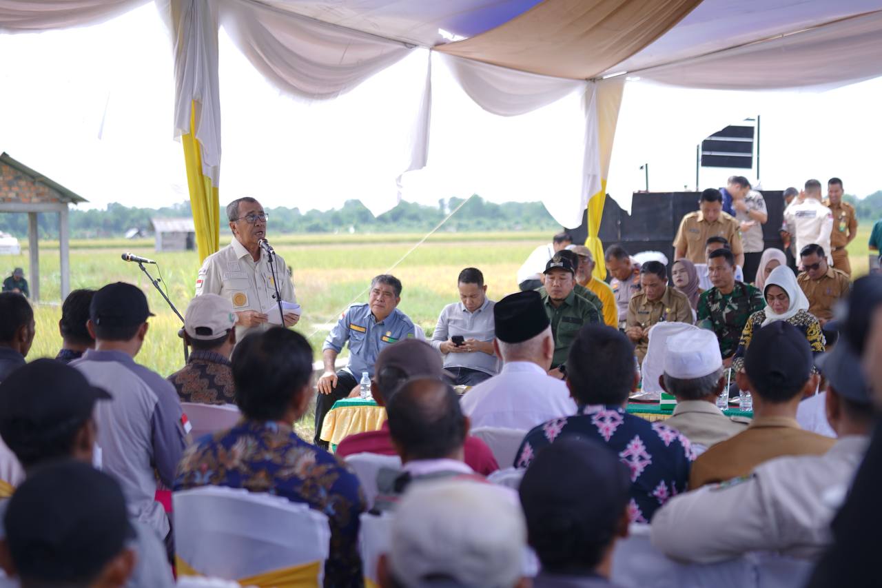 Gubri Syamsuar Gerak Cepat Atasi Masalah Petani Sabak Auh Soal Kebutuhan Air Bersih