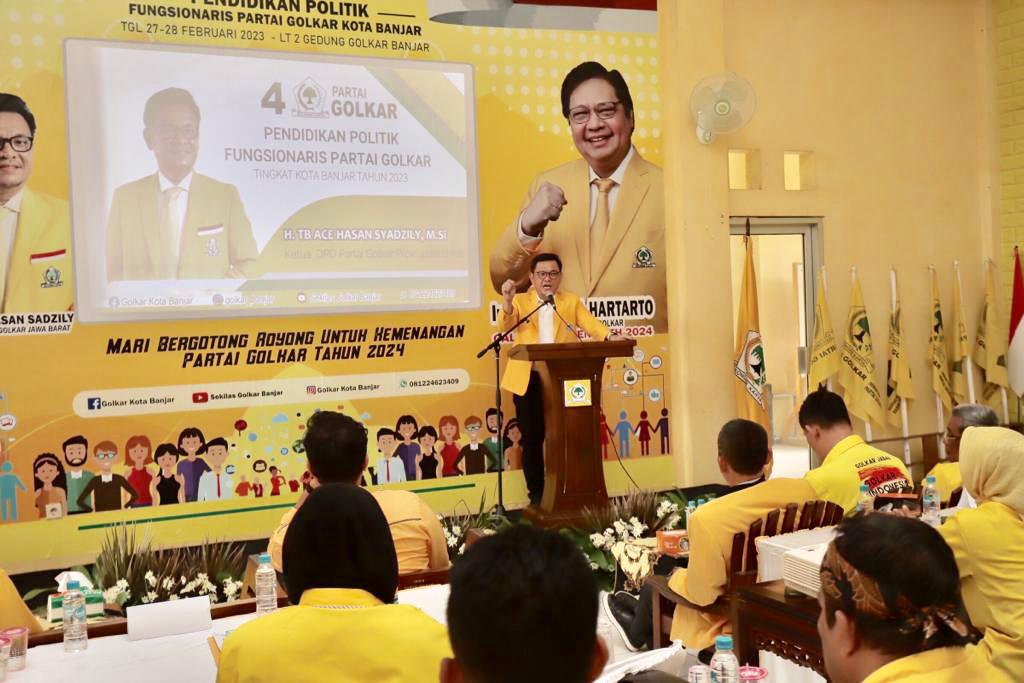 Buka Dikpol Fungsionaris di Banjar, Ace Hasan: Partai Golkar Harus Siap Bertransformasi