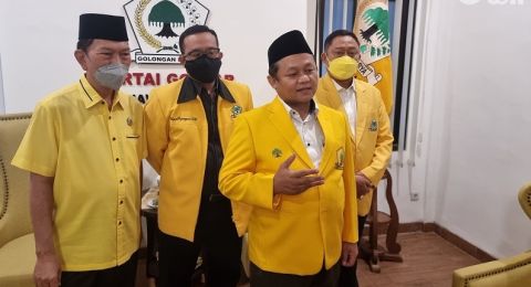 Himbauan Sarmuji ke Seluruh Caleg Golkar Jatim: Jangan Ada Kanibalisme Internal!