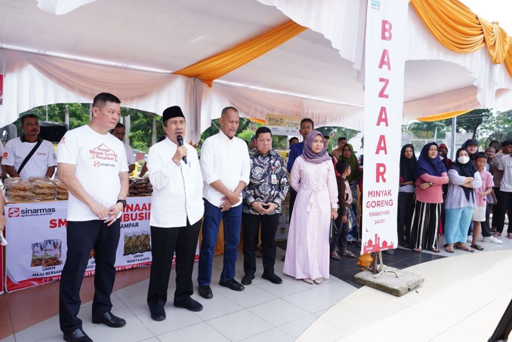 Antisipasi Lonjakan Harga, Gubri Syamsuar Gelar Pasar Murah dan Bazar Minyak Goreng