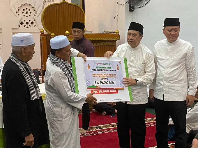 Safari Ramadhan di Kampar, Gubri Syamsuar Minta Masyarakat Galakkan Gerakan Zakat