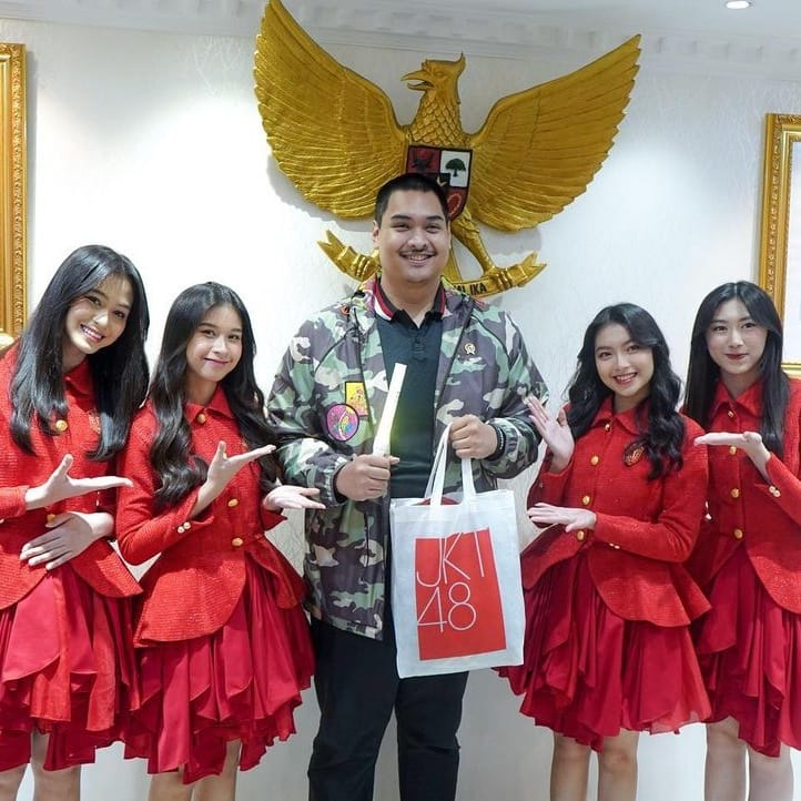 Heboh! Menpora Dito Ariotedjo Disambangi Girl Band Idola Anak Muda JKT48