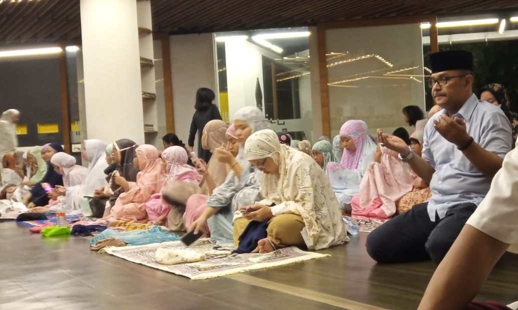 Selama Ramadhan,Masjid Al-Akbar di Kantor Golkar DKI Jakarta Aktif Gelar Tadarus dan Program ODOJ