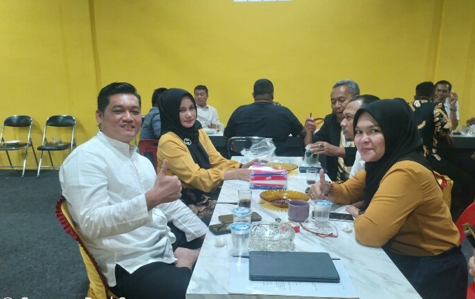 Pulang Kampung Ke Langsa, Ilham Pangestu Ajak Kader Partai Golkar Ngopi Bareng