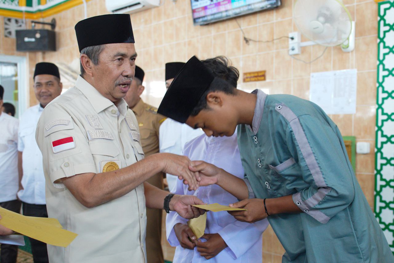 Gubri Syamsuar Tak Ingin Lagi Ada Anak Riau Putus Sekolah