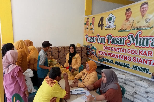 Jelang Idul Fitri, Mangatas Silalahi Pimpin Golkar Siantar Gelar Bazar dan Pasar Murah Untuk Masyarakat