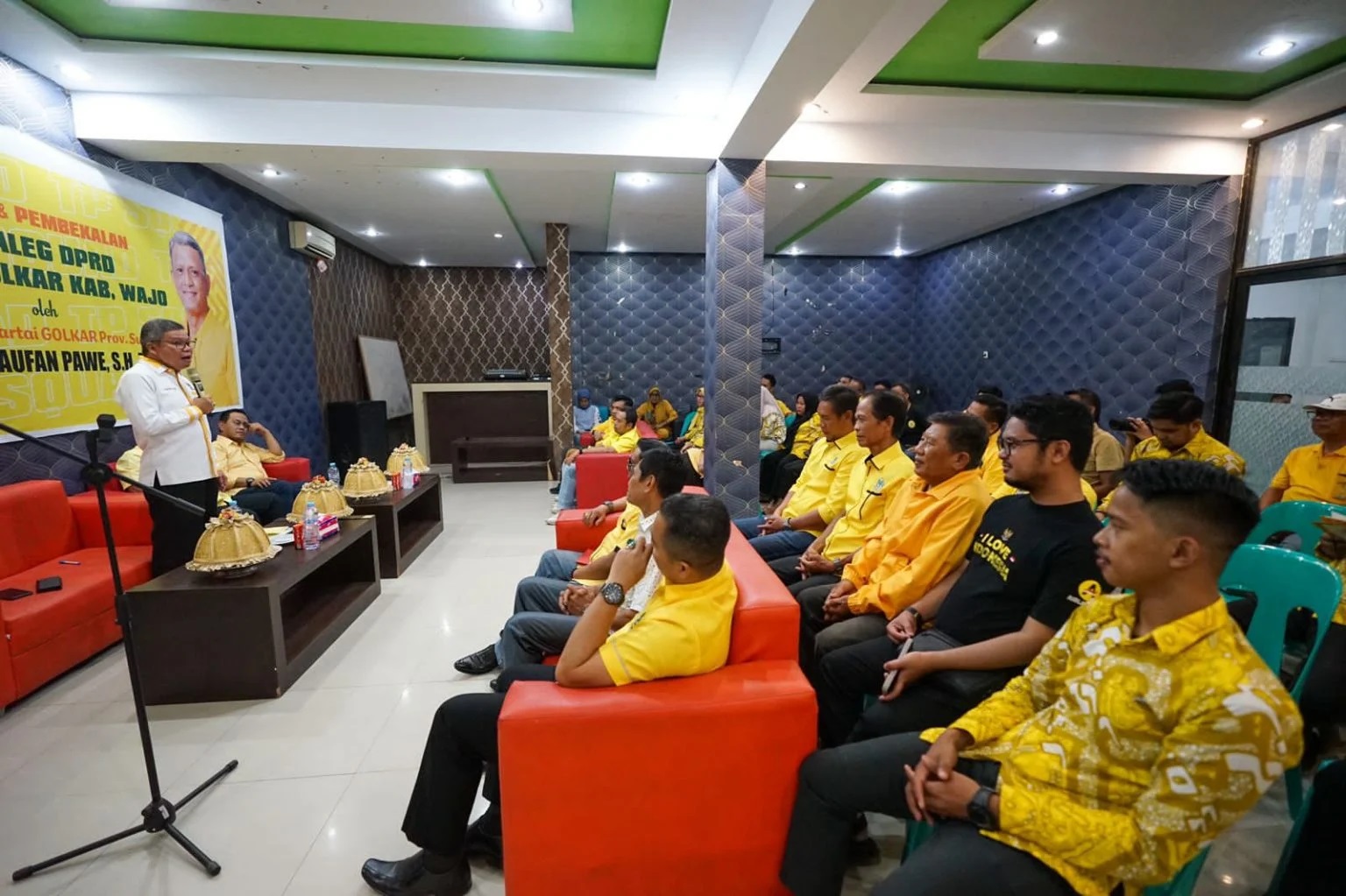 Taufan Pawe Targetkan Partai Golkar Wajo Rebut 12 Kursi DPRD di Pemilu 2024