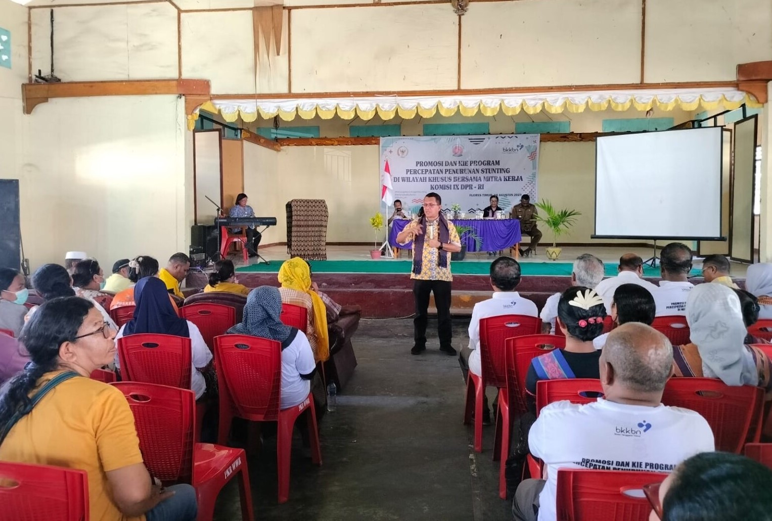 Gandeng BKKBN, Melki Laka Lena Kampanye Turunkan Stunting di Flores Timur