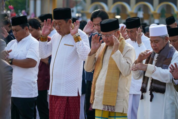 Sambut Idul Fitri 1444 H, Rohidin Mersyah: Jadikan Momentum Perbaiki Diri