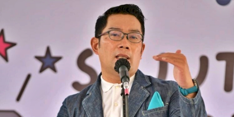 Ridwan Kamil Terima Penghargaan Dari PWI Jabar Atas Inisiasi Program 1.000 UKW