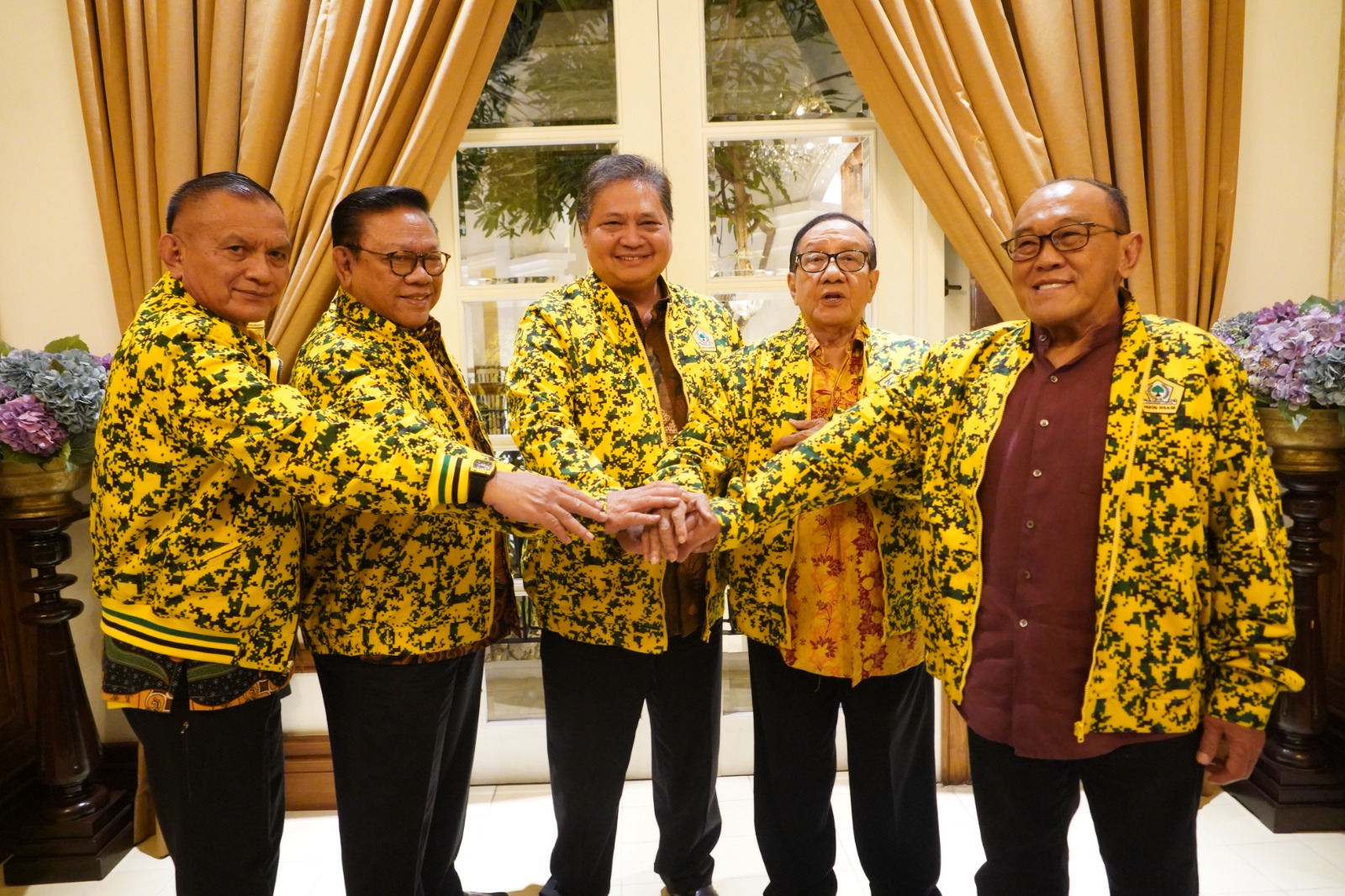 Para Ketua Dewan Partai Golkar Solid Dukung Kepemimpinan Airlangga Hartarto