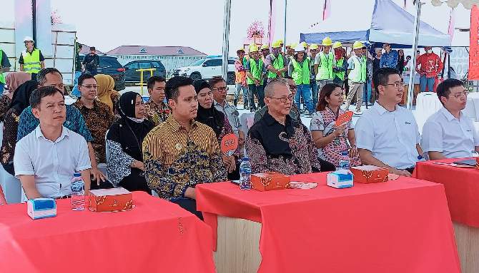 Bupati Dico Ganinduto Hadiri Pembukaan Pabrik Baterai Mobil Listrik di Kendal