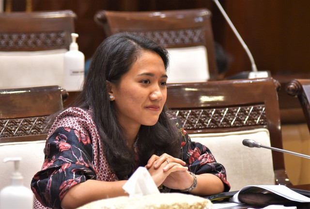 Di Hadapan PPI Belanda, Puteri Komarudin Ungkap Peran DPR Wujudkan Pembangunan Ekonomi Berkelanjutan di RI