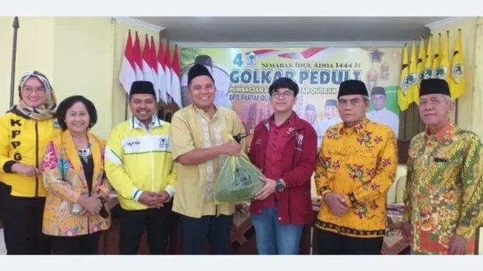 Momentum Idul Adha 1444 H, Partai Golkar Jateng Bagikan 800 Bungkus Daging Kurban