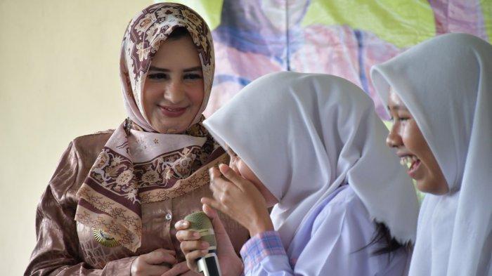 Bupati Fadia Arafiq Nasehati Gadis Remaja Pekalongan: Jangan Buru-Buru Nikah, Kejar Cita-Cita!