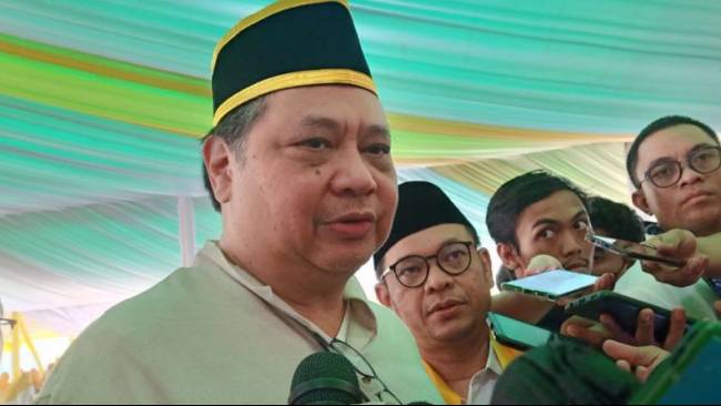 Agung Laksono Bela Airlangga Hartarto Soal Hasil Survei: Dulu SBY Tak Dikenal Tapi Terpilih!