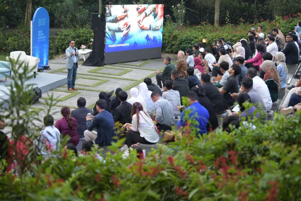 Ridwan Kamil Tebar Inspirasi Kepemimpinan Kepada Generasi Muda di Blue Ocean Strategy Fellowship