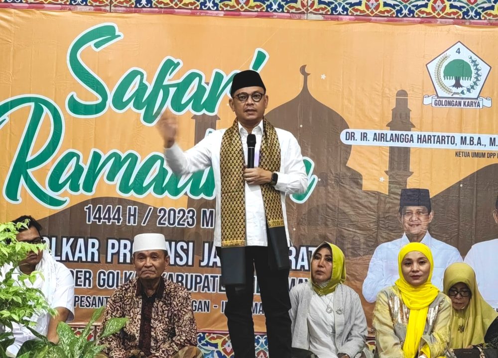 Safari Ramadhan, Ace Hasan Sambangi Pesantren Buya Syakur di Indramayu