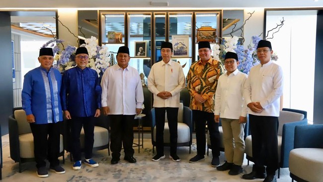 Airlangga Hartarto Beri Isyarat Partai Golkar Bakal Rangkul Prabowo di Pilpres 2024