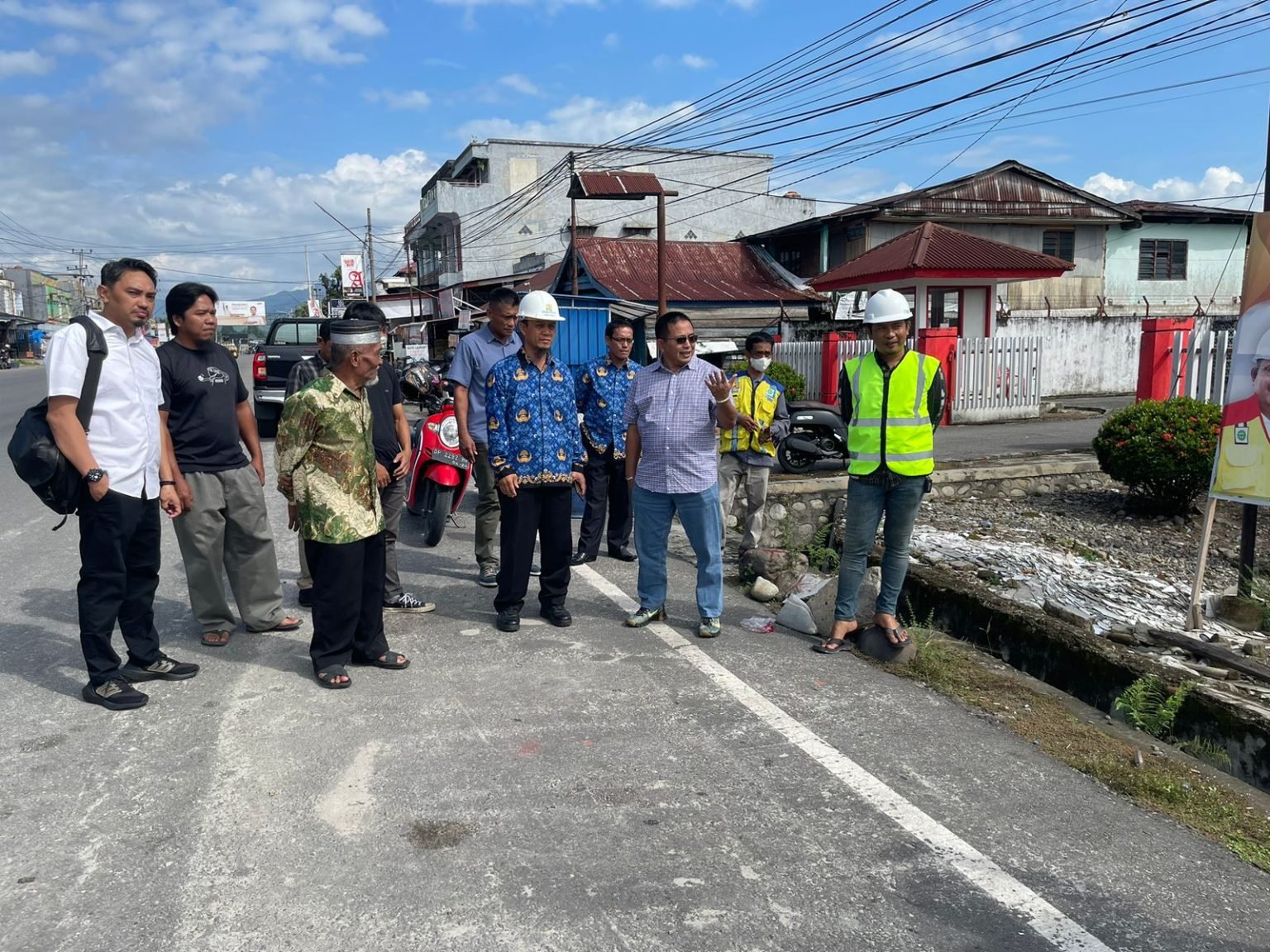 Tinjau Rehabilitasi Drainase Jalan Trans Sulawesi, Muhammad Fauzi: Sudah Hampir Rampung