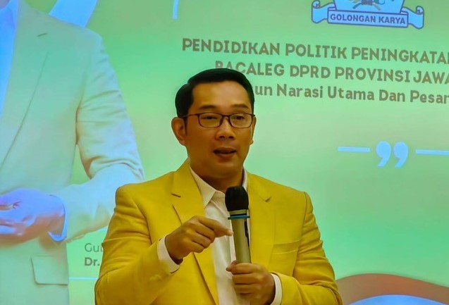 Ridwan Kamil Persilakan Fungsionaris Partai Golkar Gunakan Foto Dirinya Untuk Kampanye di APK