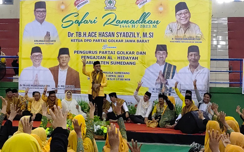 Ribuan Jamaah Hadiri Safari Ramadhan Partai Golkar Jabar di Sumedang