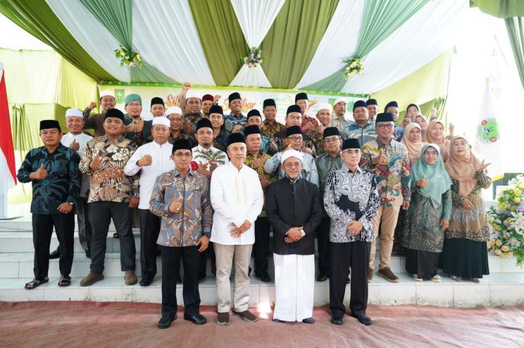 Gubri Syamsuar Ajak Kalangan Santri Bantu Pemerintah Berantas Narkoba di Riau