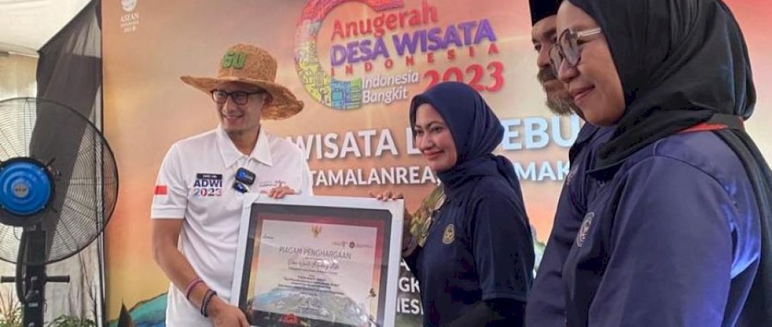 Selamat! Indah Putri Indriani, Bawa Lutra Terima Penghargaan Menparekraf Untuk Desa Wisata Terbaik di Indonesia