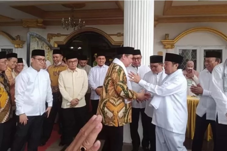 Harlah ke-53, Satkar Ulama Tebar 5.300 Bingkisan Sembako Untuk Umat