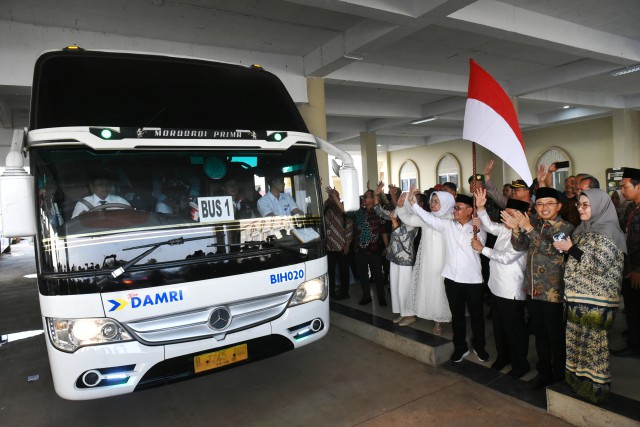 Banyak Lansia, Ace Hasan Imbau Jamaah Haji RI Saling Bantu Satu Sama Lain