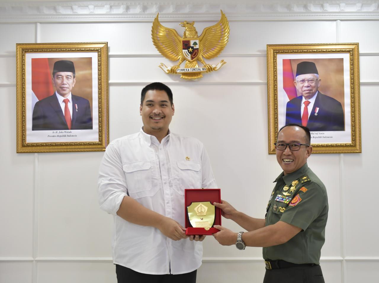 Menpora Dito Ariotedjo Dukung Pembinaan Olahraga di Lingkungan Mabes TNI