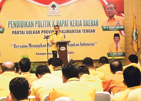 Erwin Aksa Minta Kader Golkar Kalteng Berjuang Kembalikan Kejayaan Partai di Pemilu 2024