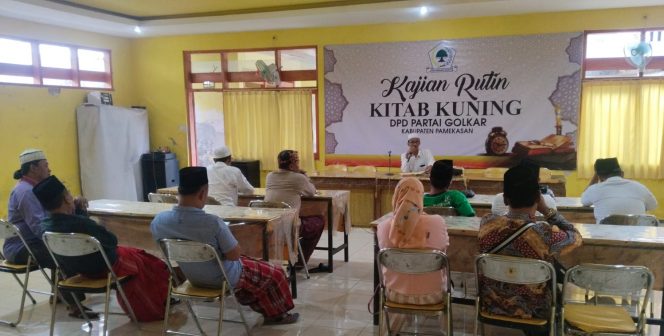 Bulan Ramadhan Jadi Momentum Golkar Pamekasan Gelar Kajian Rutin Kitab Kuning