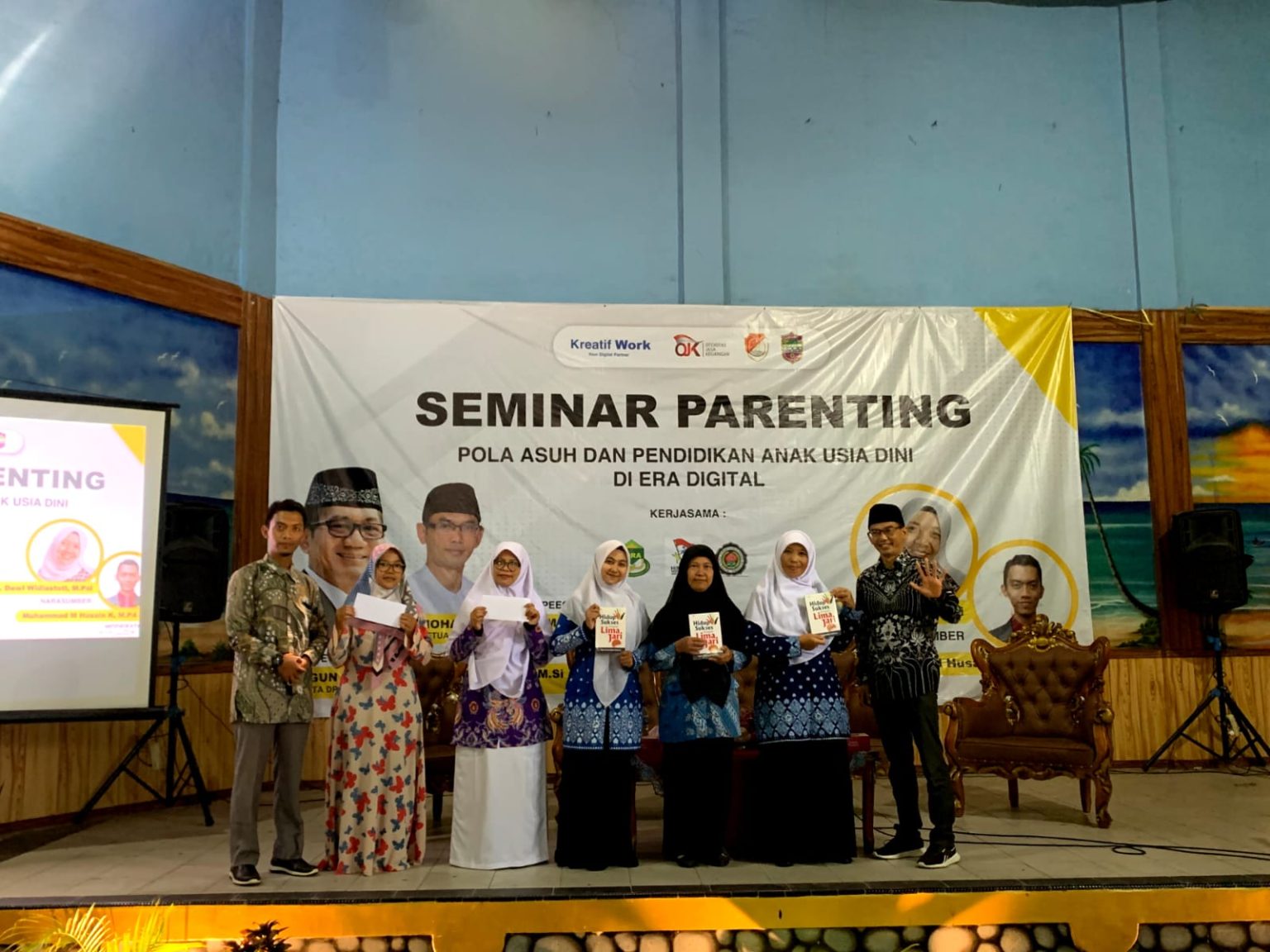 Bangun Karakter Anak Unggul di Era Digital, Agun Gunandjar Sudarsa Gelar Seminar Parenting di Ciamis